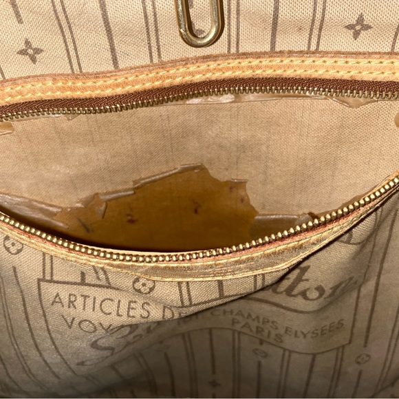 This is an authentic LOUIS VUITTON Monogram Neverfull MM. - Picture 6 of 6